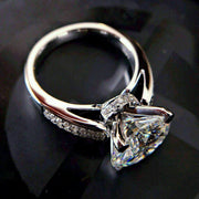 Korean Style Affordable Luxury Fashion Four-claw Bud Artificial Diamond Ring